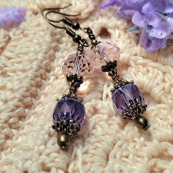 Amethyst Purple drop Romantic Victorian Earrings - Picture 3 of 6